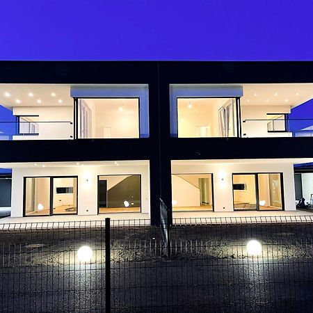 Luxus-Villa In Idyllischer Lage Muttendorf Exteriör bild